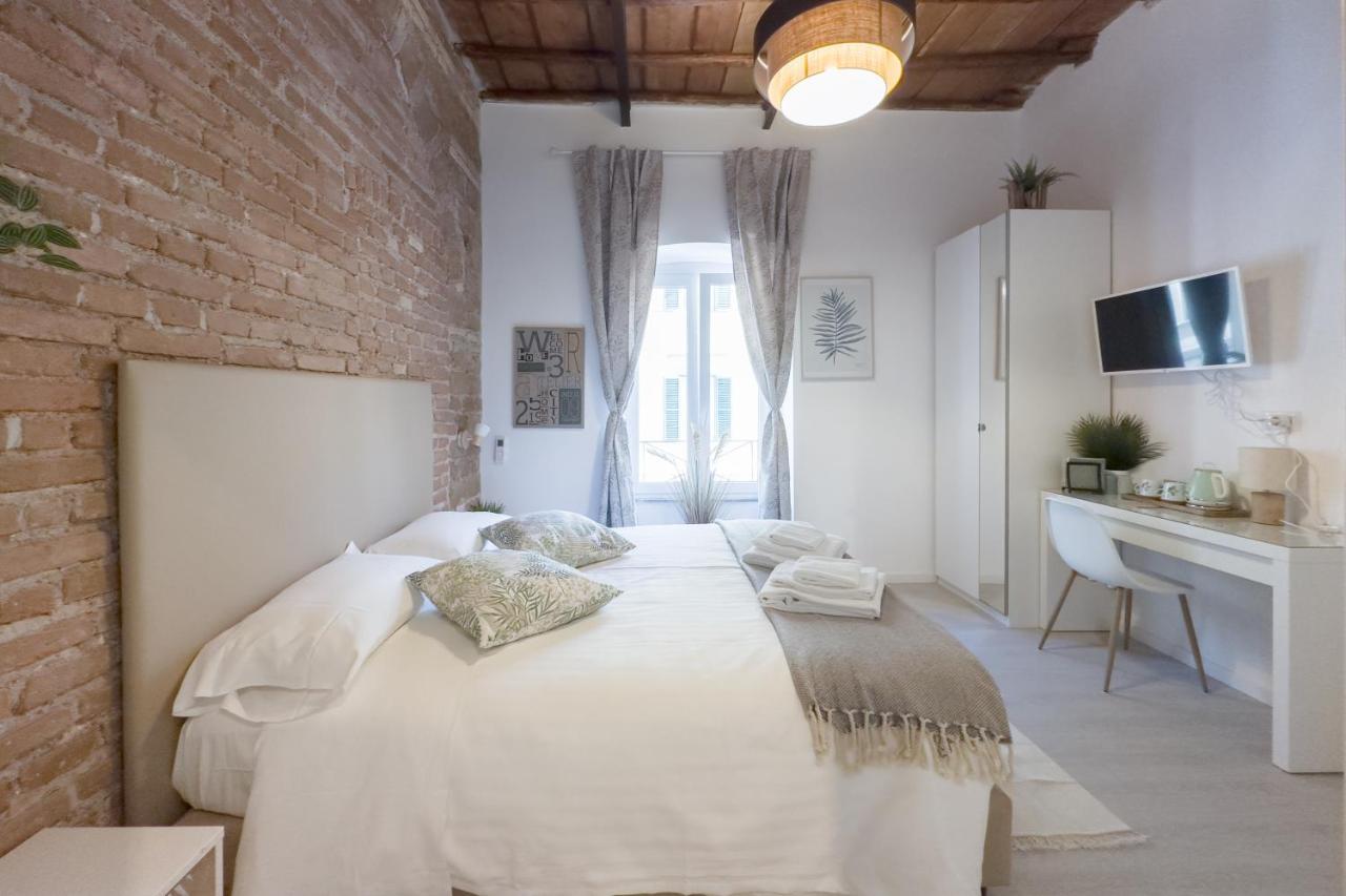White Ostilia Guesthouse روما المظهر الخارجي الصورة