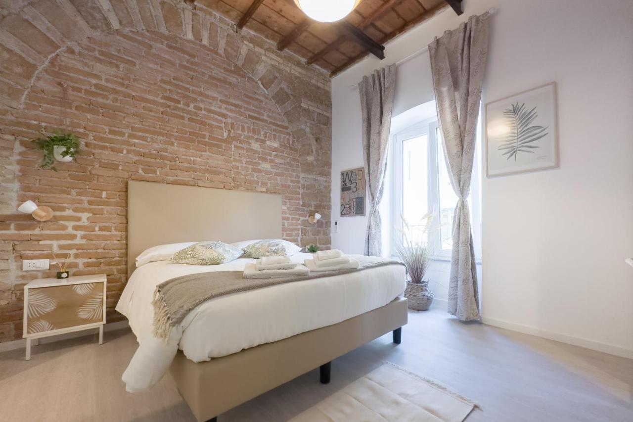 White Ostilia Guesthouse روما المظهر الخارجي الصورة